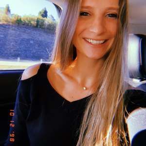 Meet your Posher, Leah